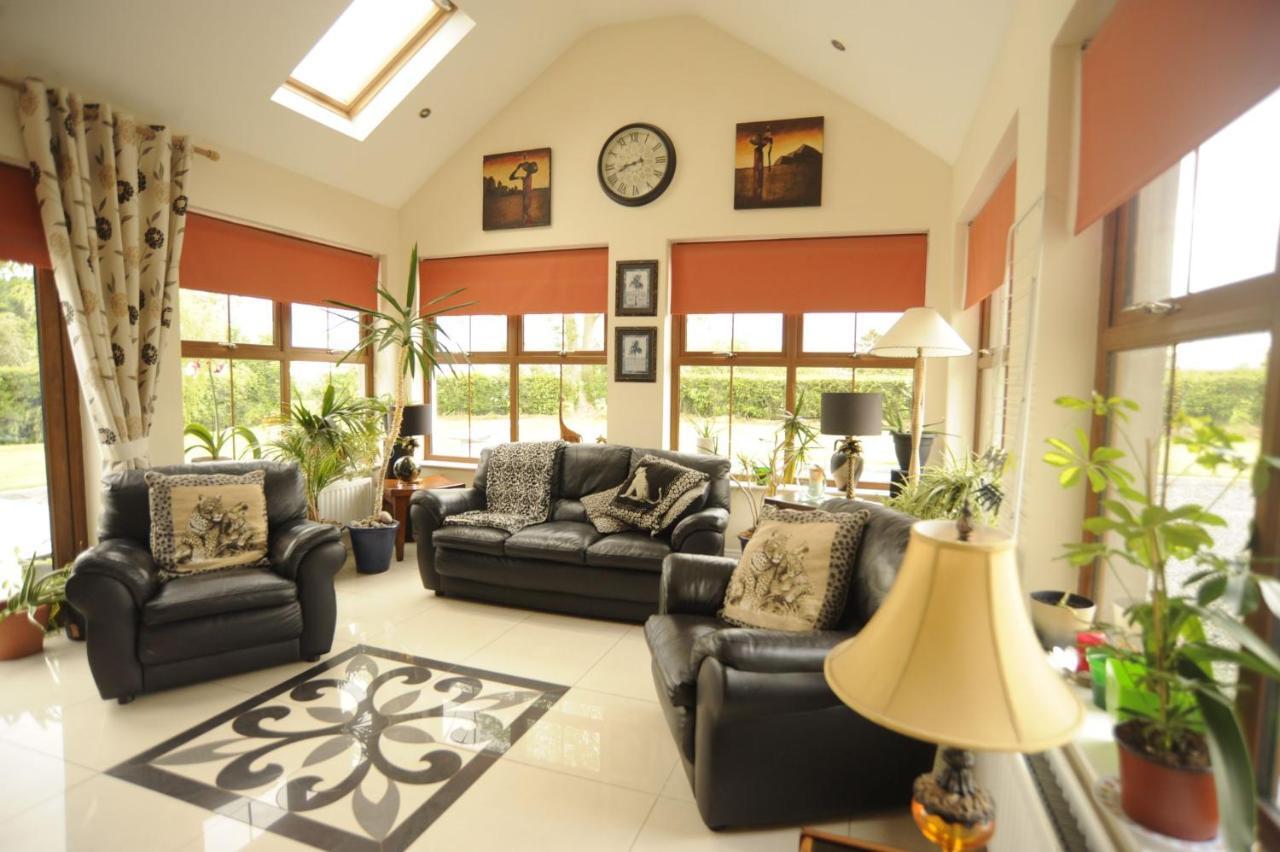 Knockalla Luxury Property With Hot Tub Suitable For Families 波塔 外观 照片